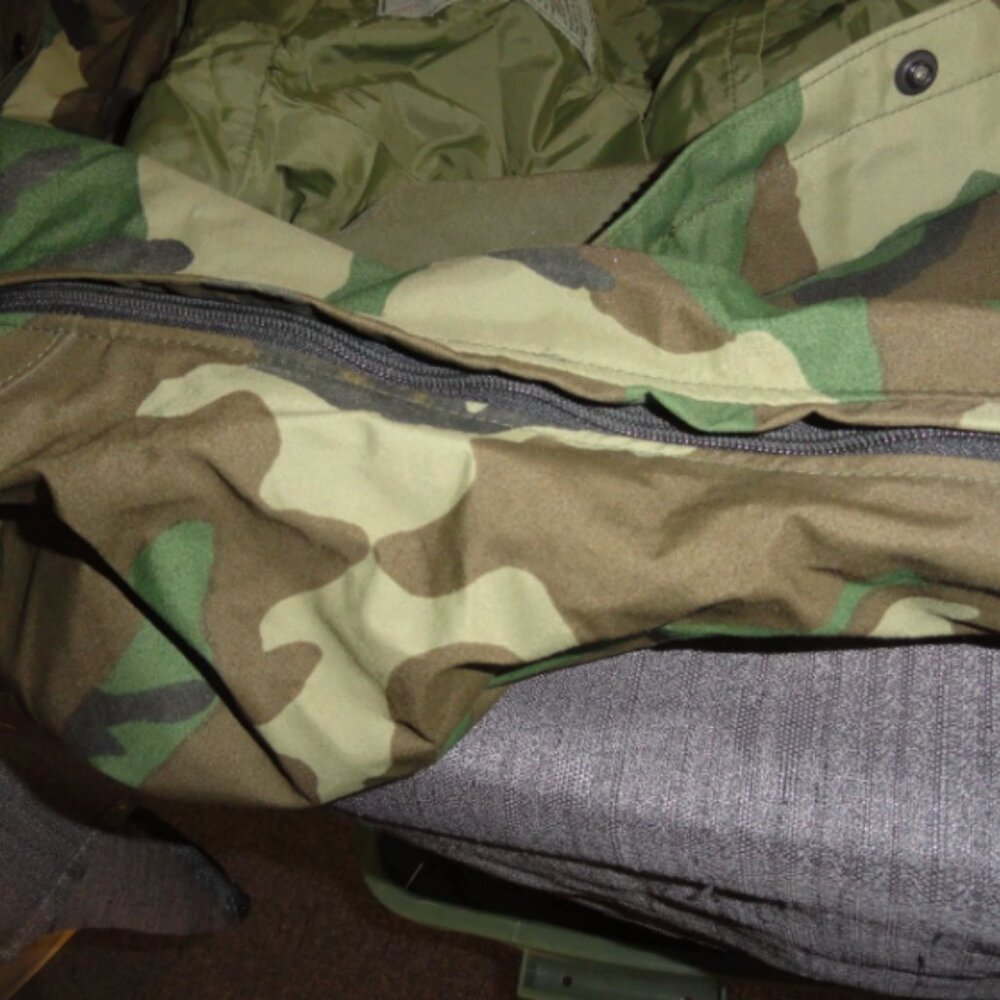 BDU WOODLAND CAMOUFLAGE szMEDIUM GORE-TEX PARKA COLD WX JACKET w/HOOD JM 288 - Picture 8 of 16